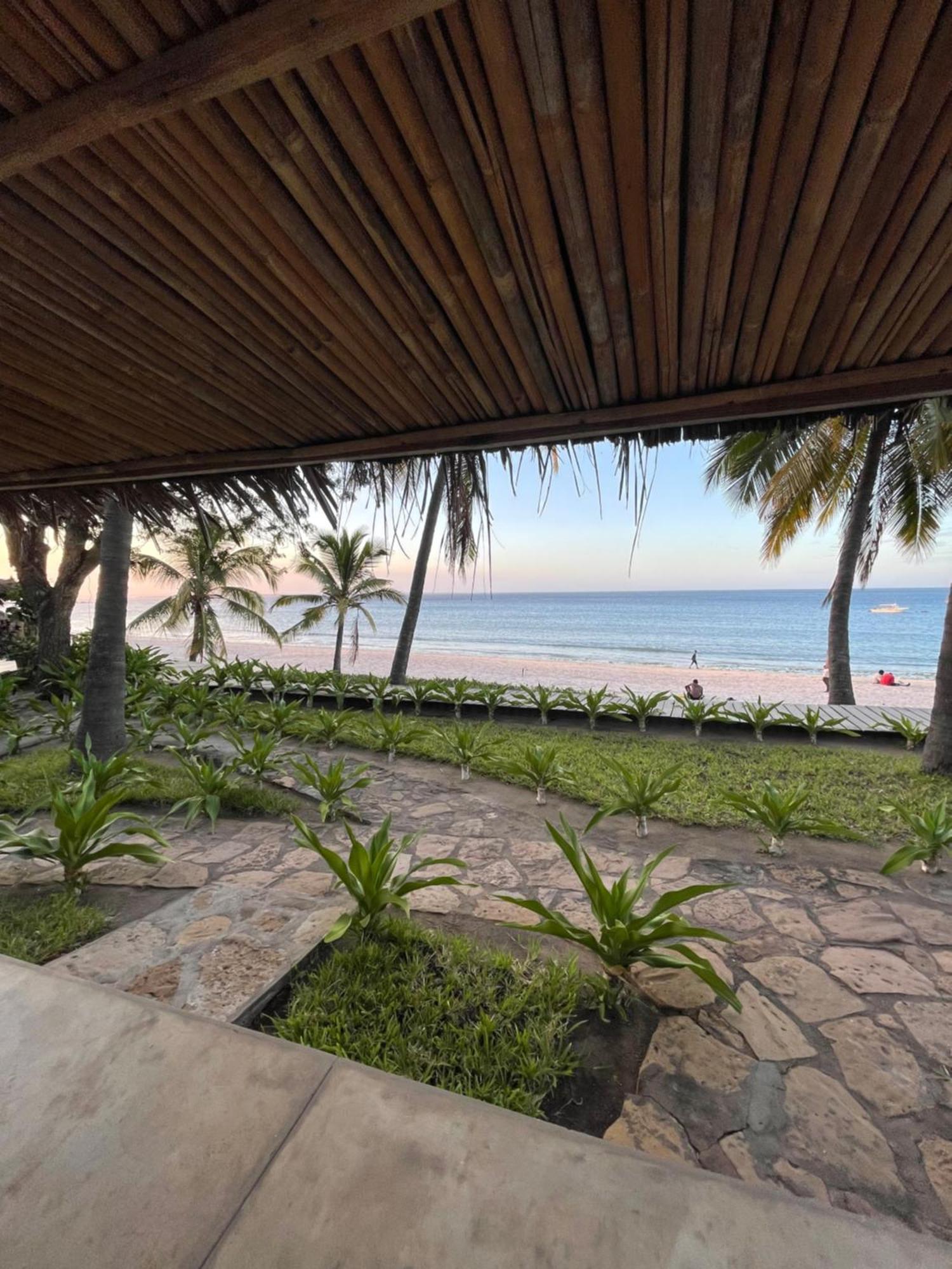 Hotel The Nautilus Pemba Exterior foto